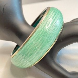 Chunky Bangle Bracelet Pistachio Green Silver Tone Borders
